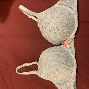 Victoria’s Secret Push Up Bra